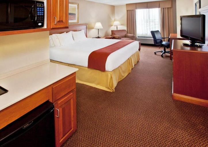 Holiday Inn Express Hotel & Suites Sheldon By Ihg Bagian luar foto