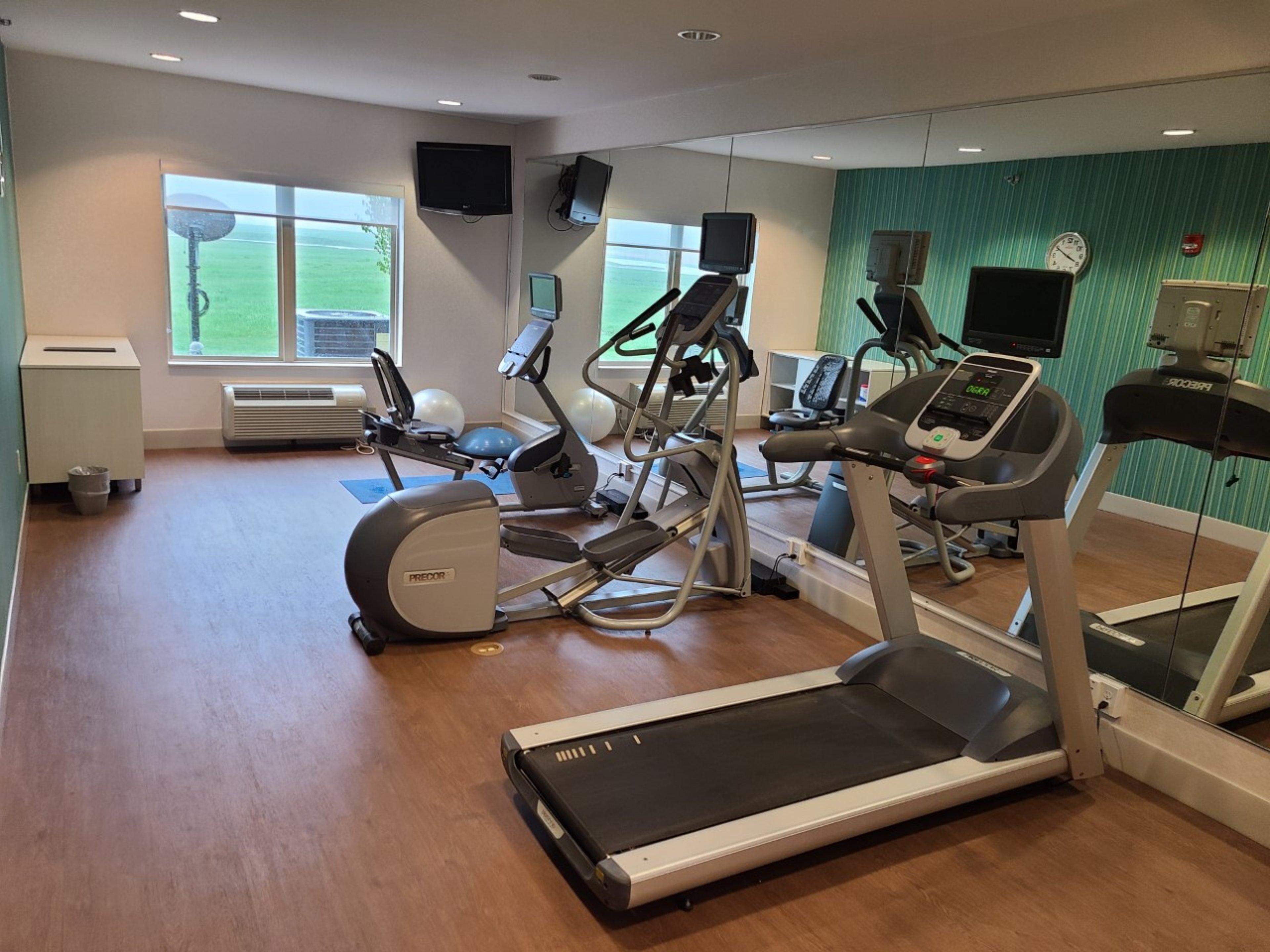 Holiday Inn Express Hotel & Suites Sheldon By Ihg Bagian luar foto