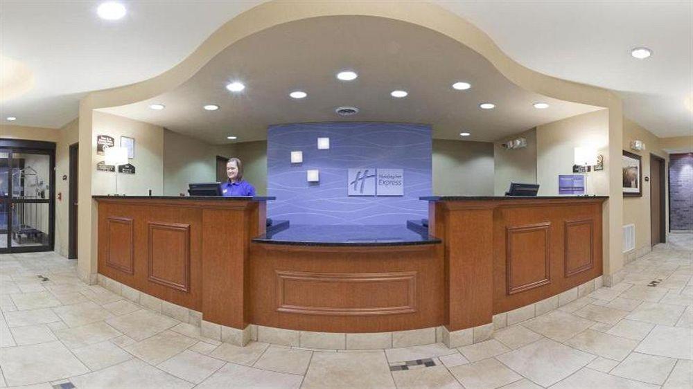 Holiday Inn Express Hotel & Suites Sheldon By Ihg Bagian luar foto