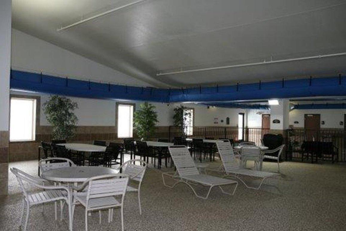 Holiday Inn Express Hotel & Suites Sheldon By Ihg Bagian luar foto